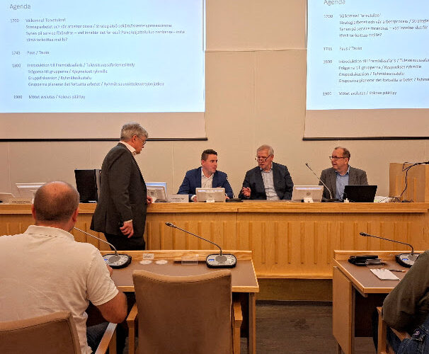 Uusi kuntastrategia valmisteilla – En ny kommunstrategi på väg